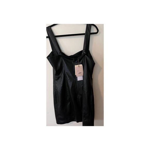 Nanushka
Inara Faux Leather Minidress - Picture 5 of 6